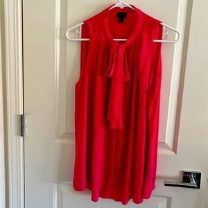 Electric pink XL blouse. Lightly used. Great for office days!